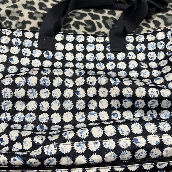 Vera Bradley Tote Bag - Picture 6 of 8